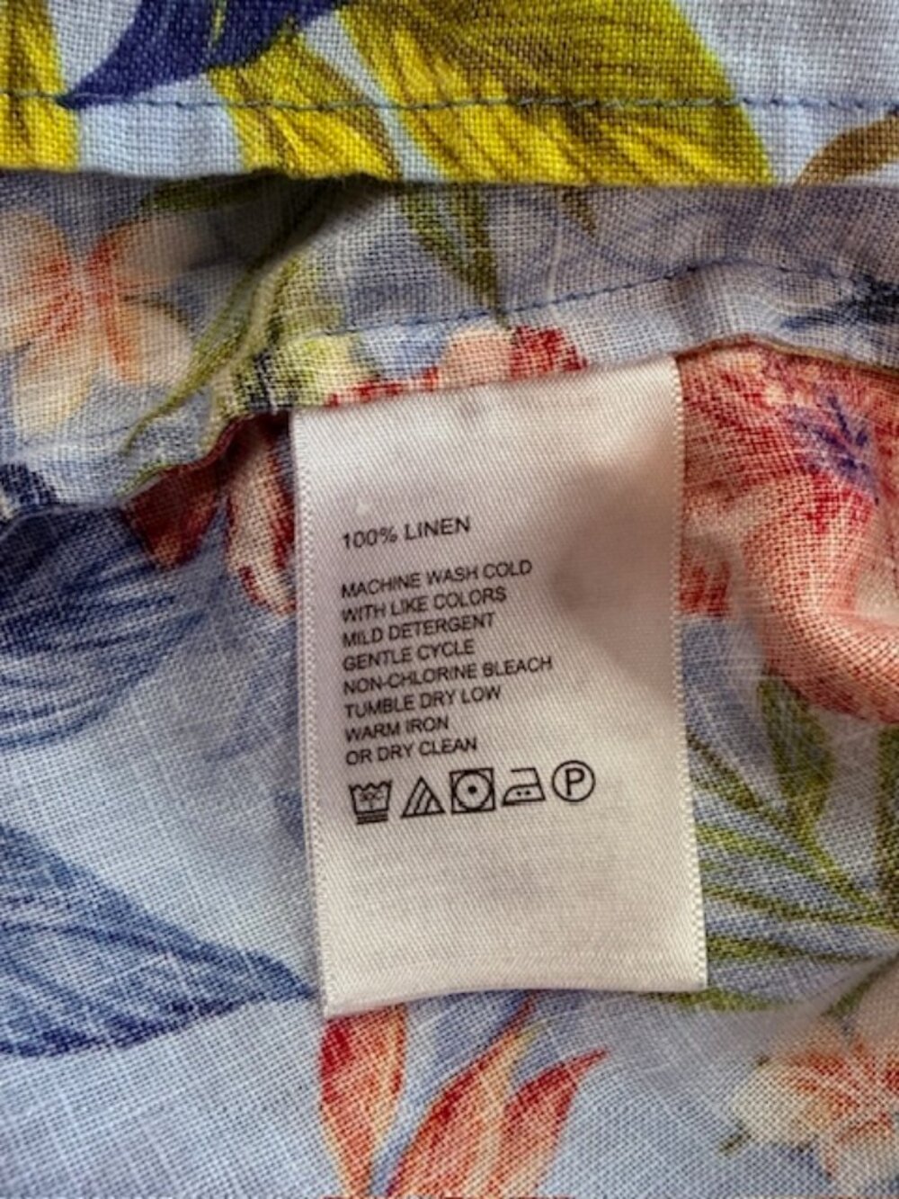 Tommy Bahama Disney Shirt Women's M Multicolor Mickey Hawaiian Floral Tropical - Picture 10 of 10
